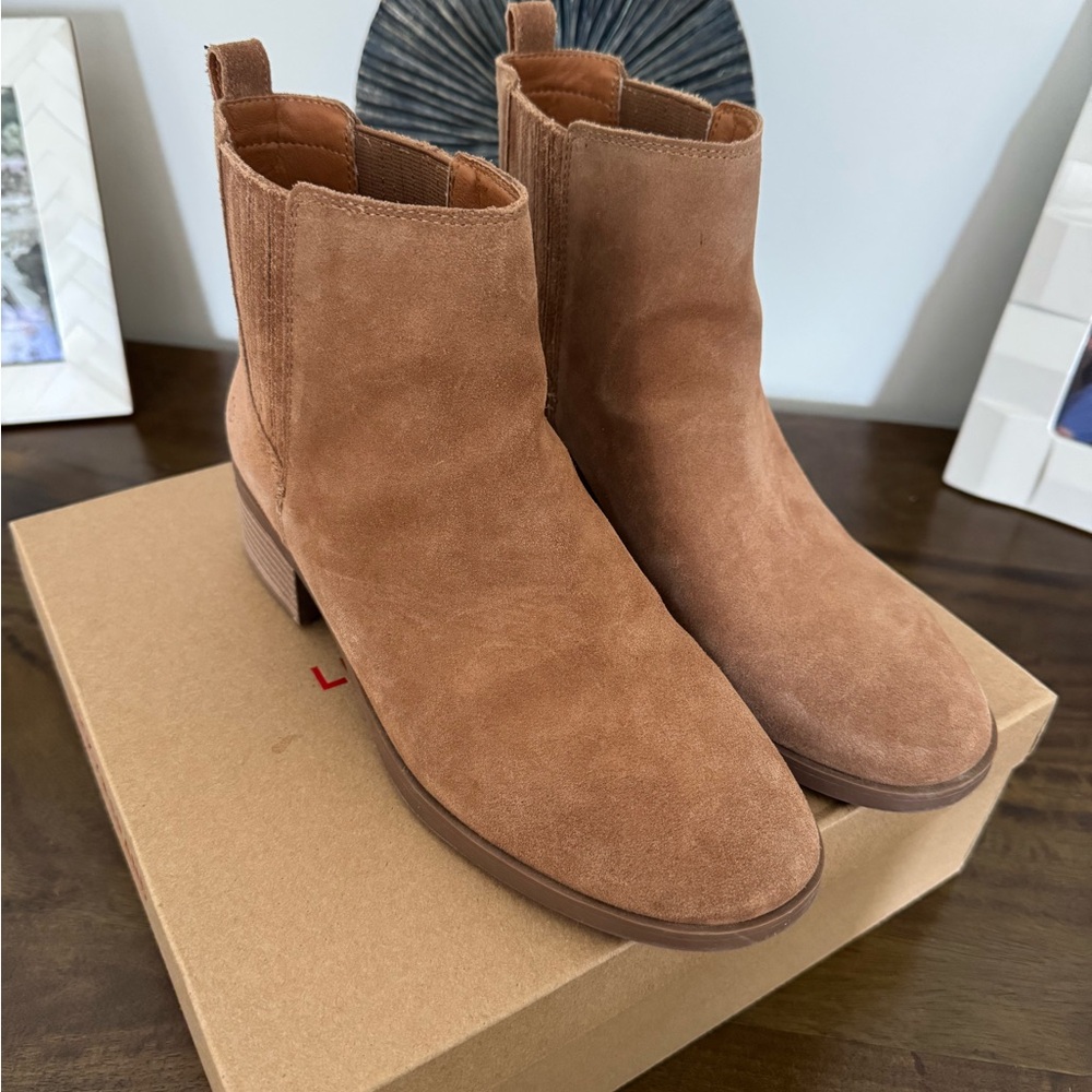 Suede Ankle Boots in Tan